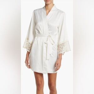 Flora Nikrooz White Lace Trim Robe